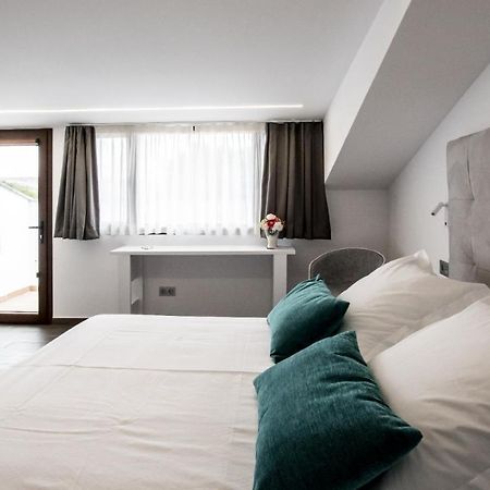 Hotel Duque De Calabria Manzanera Zewnętrze zdjęcie