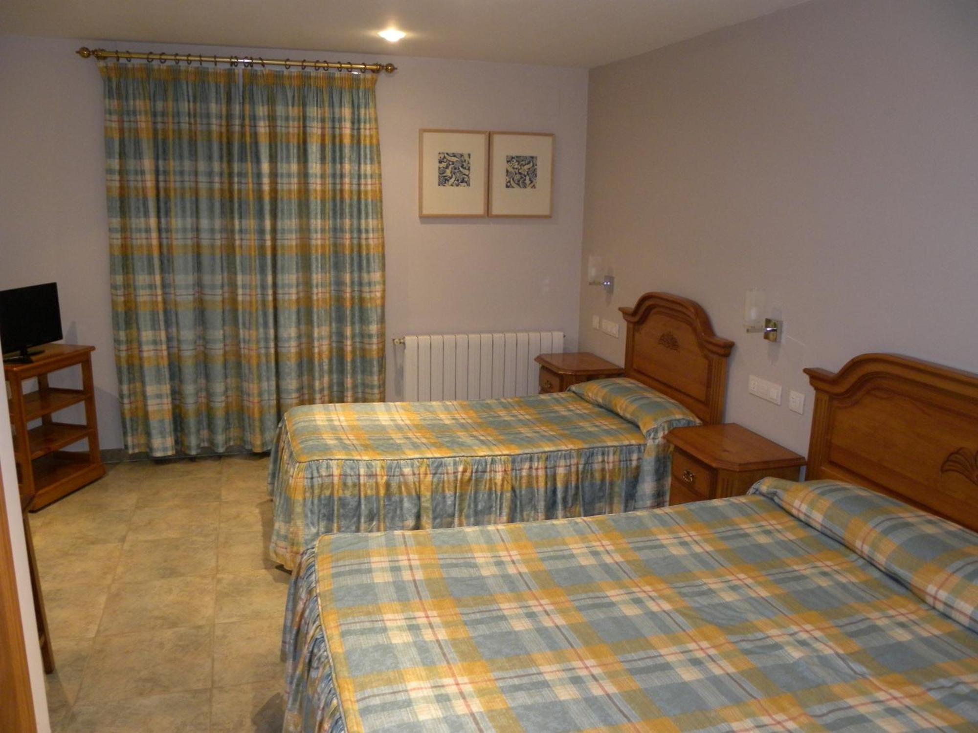 Hotel Duque De Calabria Manzanera Pokój zdjęcie