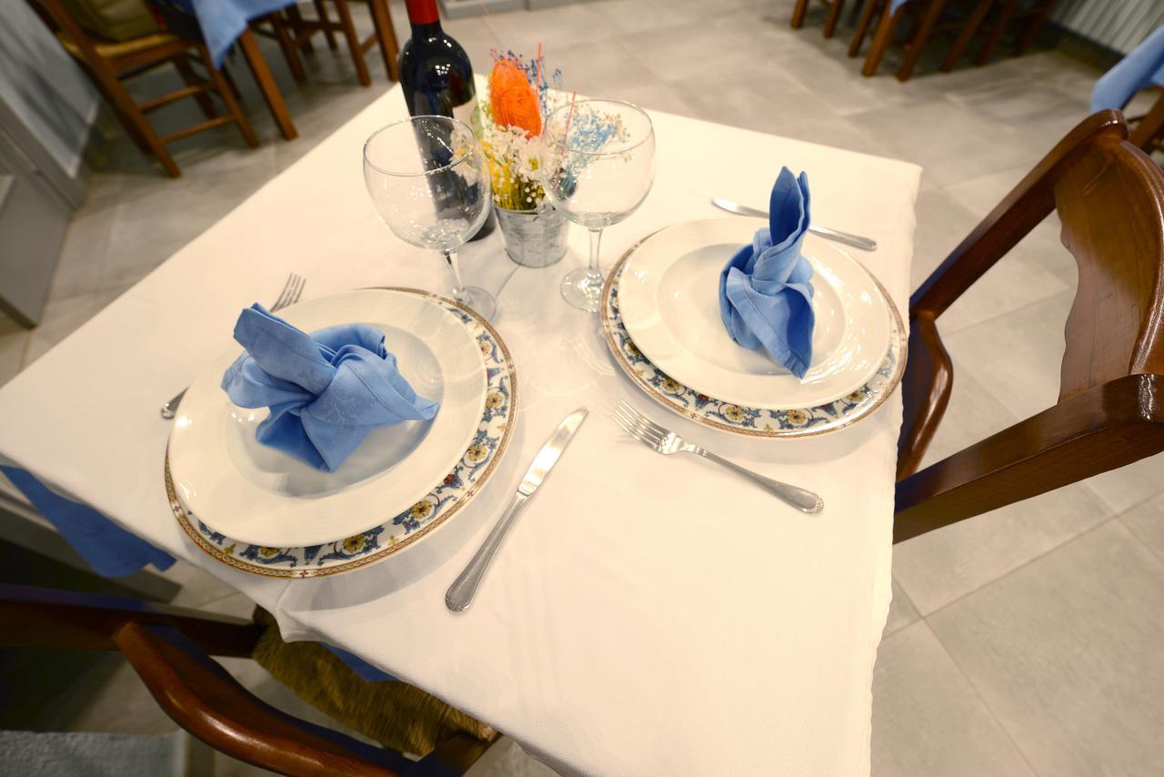 Hotel Duque De Calabria Manzanera Zewnętrze zdjęcie