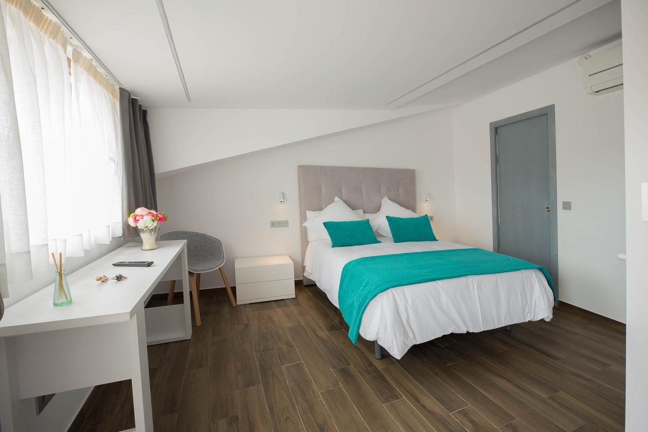Hotel Duque De Calabria Manzanera Zewnętrze zdjęcie